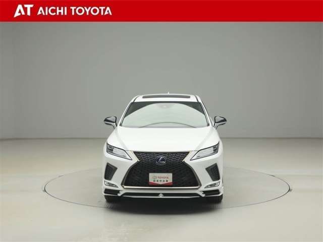 Lexus RX 9