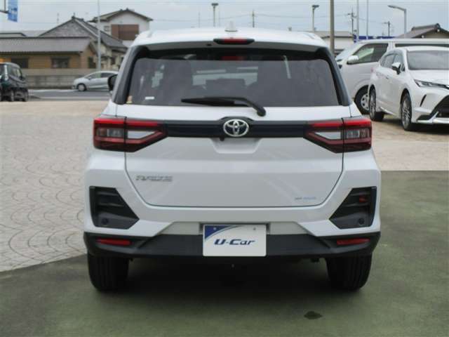 Toyota Raize 6