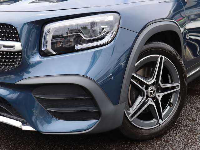 Mercedes-Benz GLB 12