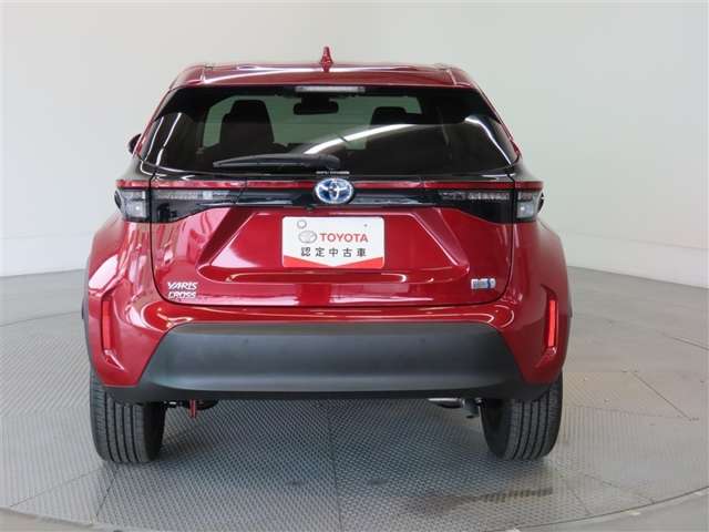 Toyota Yaris Cross 8