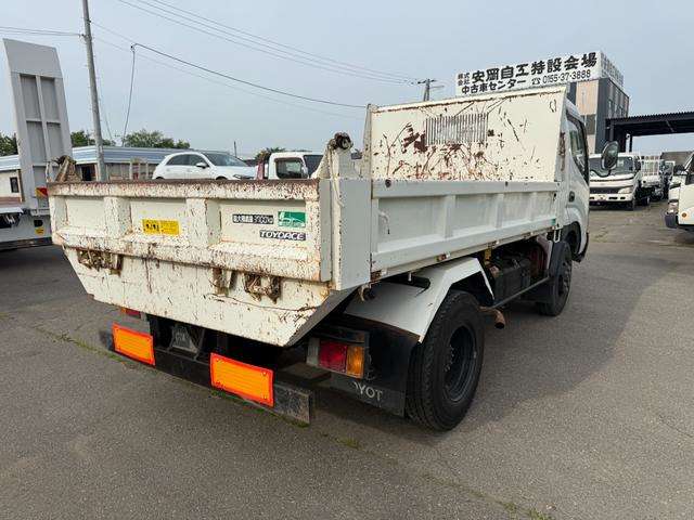 Toyota Toyoace 7