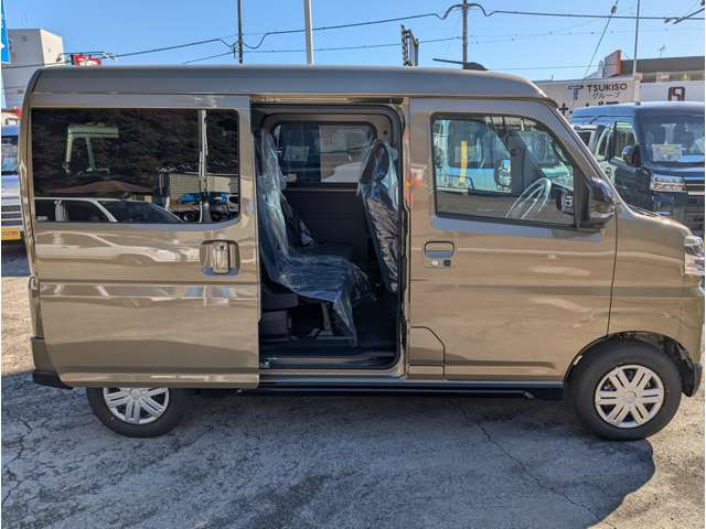 Daihatsu Atrai 8