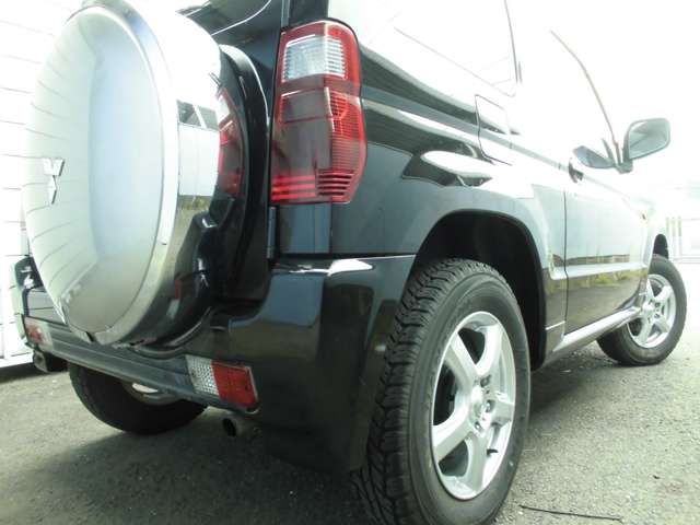 Mitsubishi Pajero Mini 5