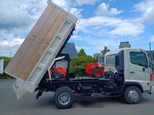 Hino Ranger 8