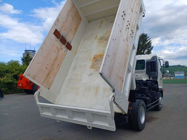 Hino Ranger 9