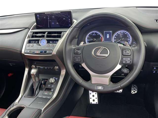 Lexus NX 9