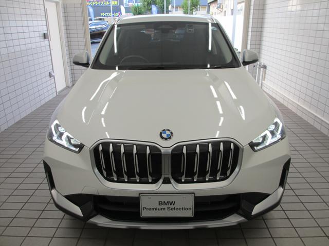 BMW X1 8