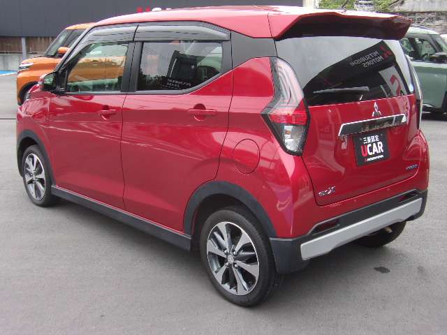 Mitsubishi eK X 9