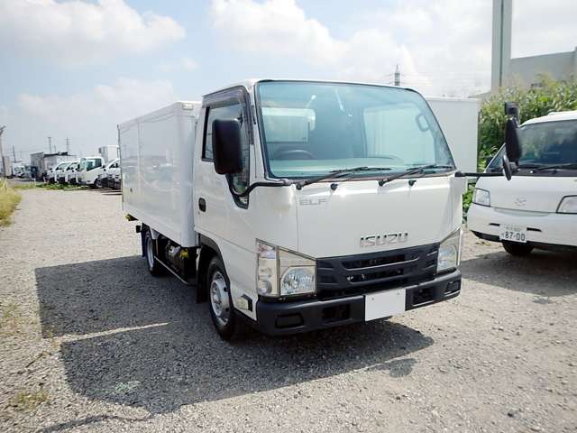 Isuzu Elf 3