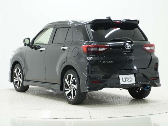 Toyota Raize 7