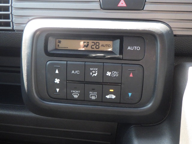 Honda N-VAN 8