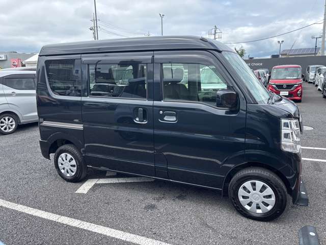 Nissan NV100 Clipper 6