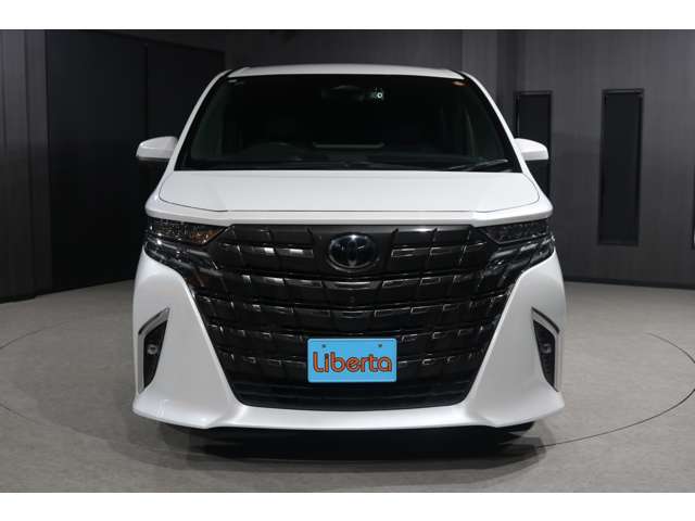 Toyota Alphard 11