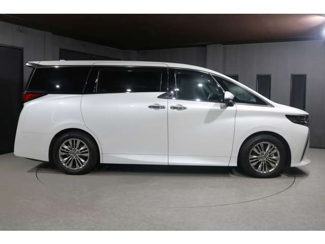 Toyota Alphard 7