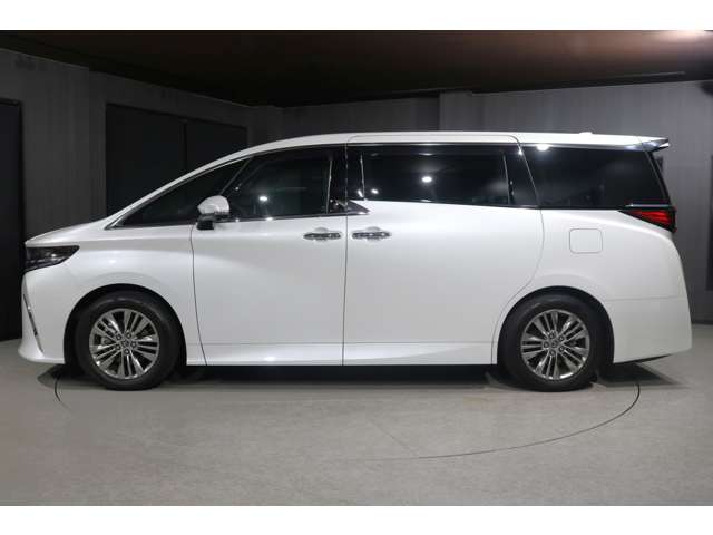 Toyota Alphard 10