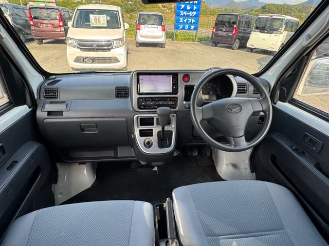 Daihatsu Hijet Deck Van 12