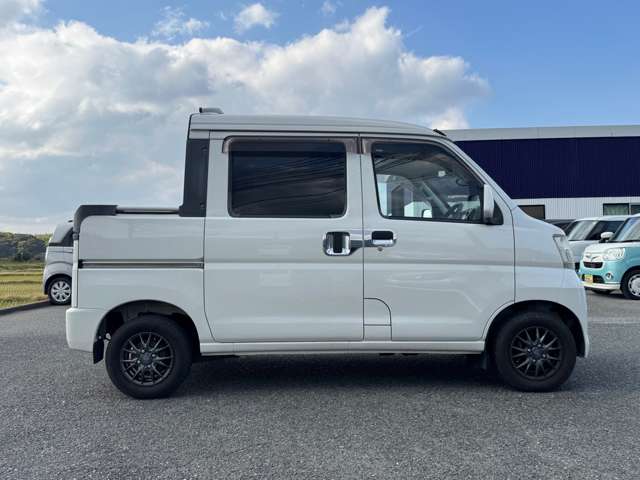 Daihatsu Hijet Deck Van 8