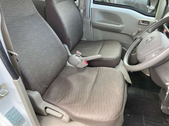 Nissan NV100 Clipper 12