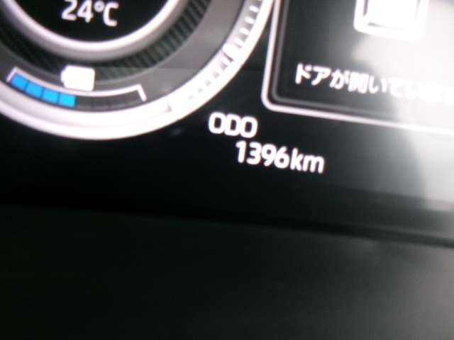 Daihatsu Rocky 9