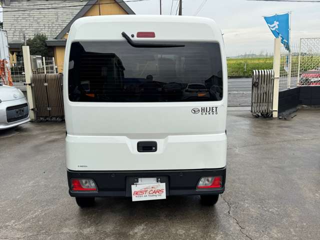 Daihatsu Hijet Cargo 9