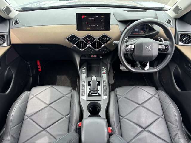 DS Automobiles DS 3 Crossback 12