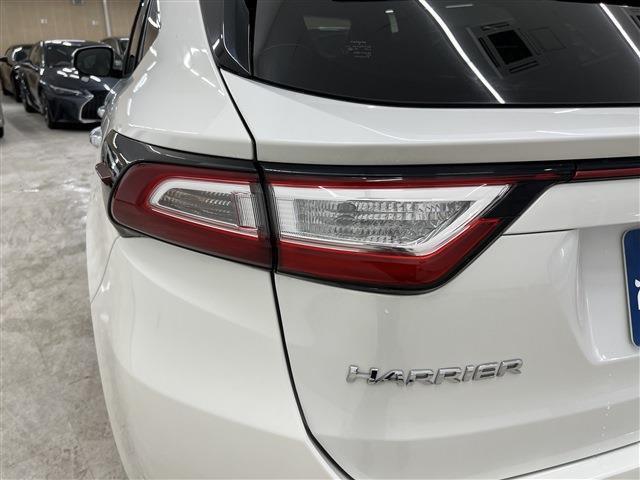 Toyota Harrier 12