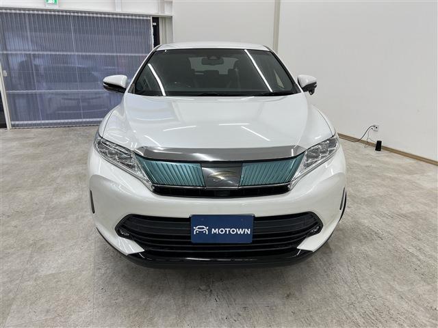 Toyota Harrier 3