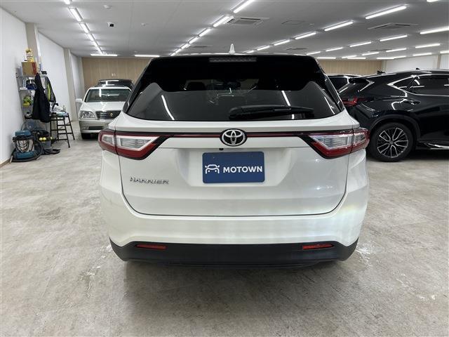 Toyota Harrier 6