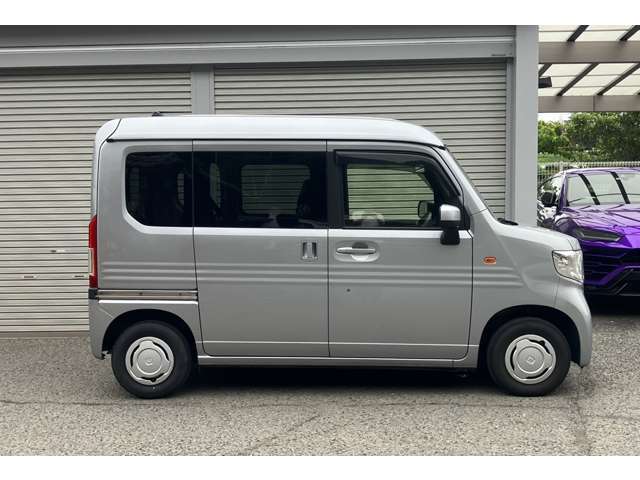 Honda N-VAN 12