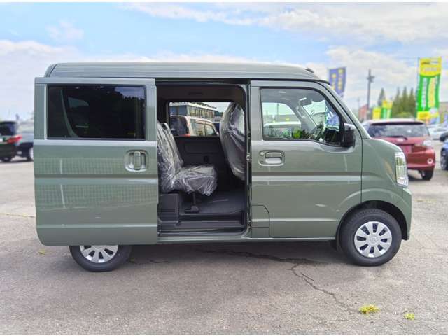 Suzuki Every 8
