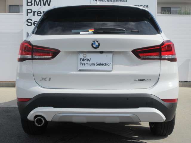 BMW X1 8