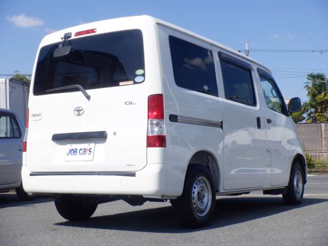Toyota Town Ace Van 10