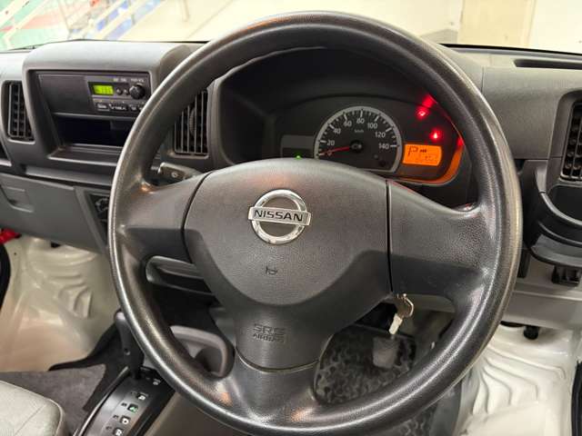 Nissan Clipper Truck 6