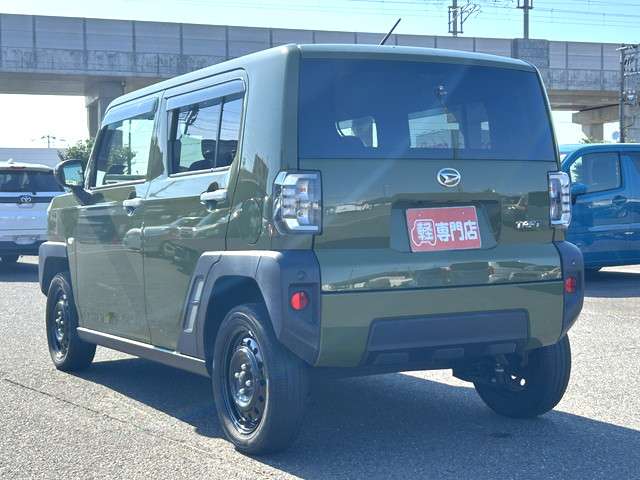 Daihatsu Taft 11