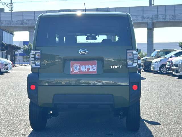 Daihatsu Taft 10