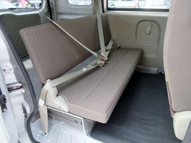 Nissan NV100 Clipper 11