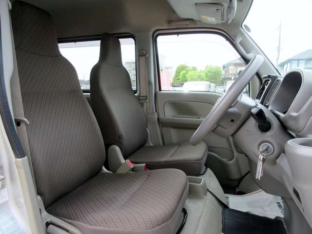 Nissan NV100 Clipper 9