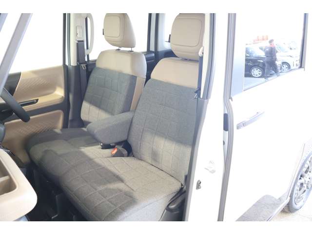 Mitsubishi Delica Mini 6