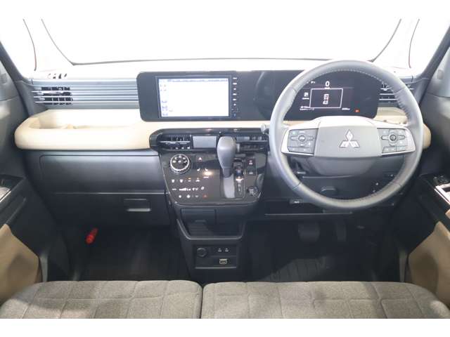 Mitsubishi Delica Mini 5