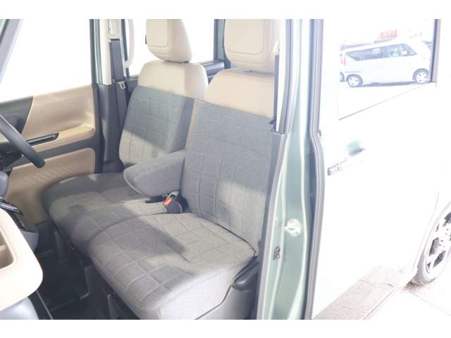 Mitsubishi Delica Mini 6