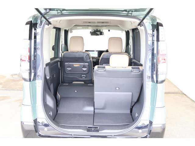 Mitsubishi Delica Mini 8