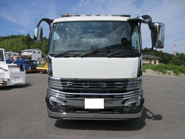 Mitsubishi Fuso Super Great 2