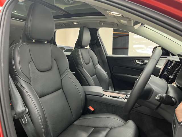 Volvo XC60 8