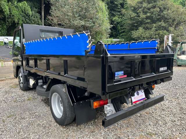 Mitsubishi Fuso Canter 7