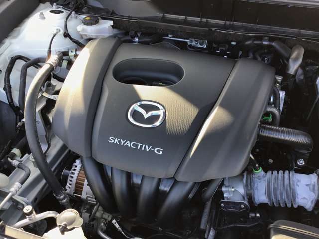 Mazda CX-3 4