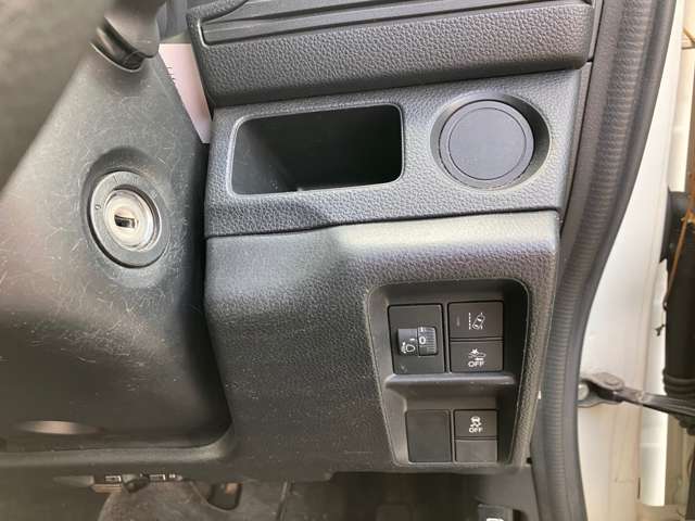 Honda N-VAN 12