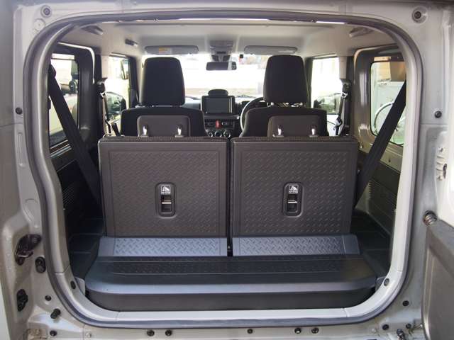 Suzuki Jimny 12