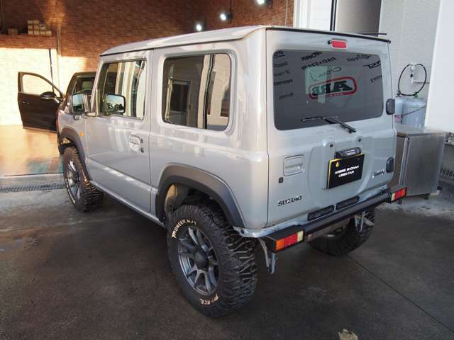 Suzuki Jimny 4
