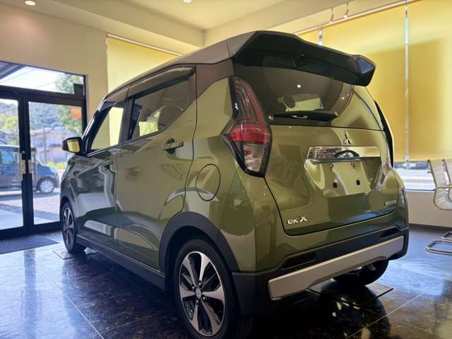 Mitsubishi eK X 12
