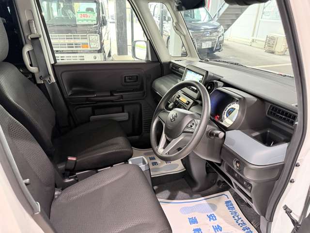 Suzuki Spacia Base 11